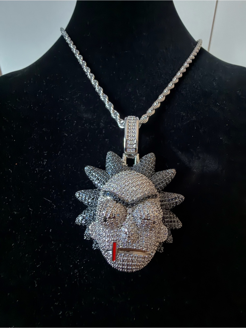 14K White Gold Plated Ricky Martin Pendant + FREE 24” Rope Chain